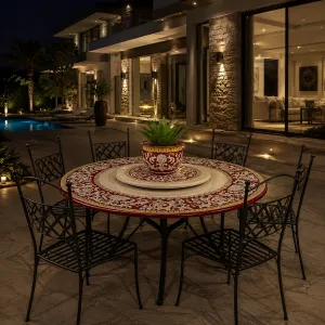Luxus Outdoor-Runder Lazy Susan Esstisch mit Rot-Weißem Ornamentalen Rankenmotiv Lifestyle-Ansicht von Luxury Group International