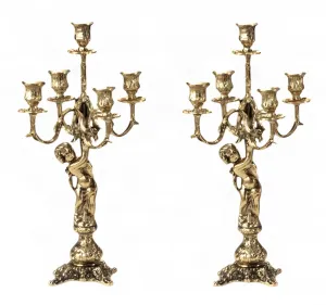 Paire de Luxe de Bougeoirs Baroques en Bronze à Cinq Lumières avec Figure d'Ange Sculptée - Bougeoir par Luxury Group International