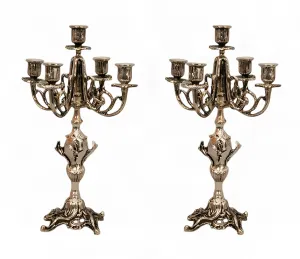 Par de Candelabros de Bronce Barrocos de Cinco Luces con Tallo en Forma de Urna Ornamental - Candelabro por Luxury Group International