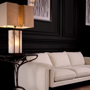 Lampe de Table Rectangulaire de Luxe avec Abat-jour en Lin – Éclairage Design Moderne Vue lifestyle par Luxury Group International
