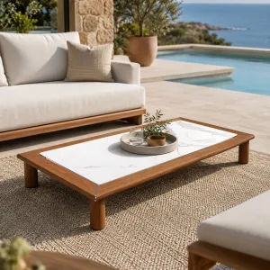 Table Basse Rectangulaire en Bois de Luxe avec Plateau en Marbre Blanc Vue lifestyle par Luxury Group International