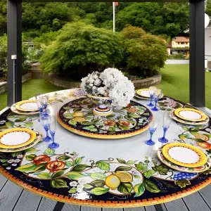 Luxus Runder Keramik Lazy Susan Gartentisch mit Handbemaltem Fruchtmotiv Vorderansicht von Luxury Group International