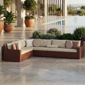 Sofá de Exterior en Forma de L de Concreto Rojo Rubí de Lujo con Tapicería Beige - Muebles Modernos Vista lifestyle por Luxury Group International