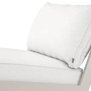 Luxuriöser Sand-Liegestuhl für den Außenbereich mit weißen Sunbrella-Kissen – 80 cm – Luxus-Hotelmöbel Detailansicht von Luxury Group International