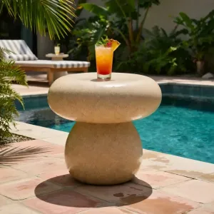 Luxus Skulpturaler Couchtisch mit modernem Sockeldesign Lifestyle-Ansicht von Luxury Group International