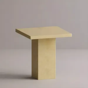 Mesa Pedestal Cuadrada de Concreto de Lujo para Uso Interior y Exterior por Luxury Group International