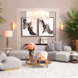 Luxus Stufenförmiger Alabaster-Fransen-Kronleuchter mit gebürstetem Messinggestell Lifestyle-Ansicht von Luxury Group International