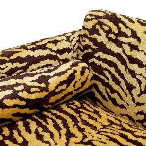 Luxus Designer-Sofa mit Tigerprint für moderne, ausdrucksstarke Wohnzimmer Detailansicht von Luxury Group International
