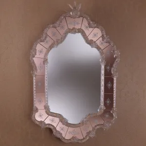 Miroir Mural en Verre de Style Vénitien de Luxe avec Cadre en Cristal Floral Teinté Rose Vue de face par Luxury Group International