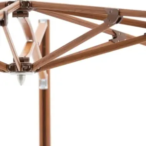Parasol d'extérieur à bras articulé Luxury Wave avec mât latéral en bois pour patio Vue détaillée par Luxury Group International