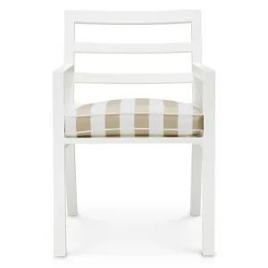 Luxus Weißer Outdoor-Essstuhl mit Beige Gestreiftem Kissen – Gartenmöbel Vorderansicht von Luxury Group International