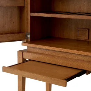 Luxus Holz-Bar-Schrank mit Geflochtenen Rattantüren & Hohem Stand-Design – Luxus Hotelmöbel Innenansicht von Luxury Group International