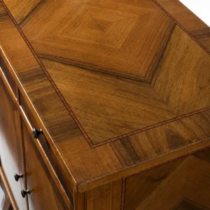 Buffet en bois de luxe avec portes doubles à placage géométrique et deux tiroirs de rangement Vue détaillée par Luxury Group International