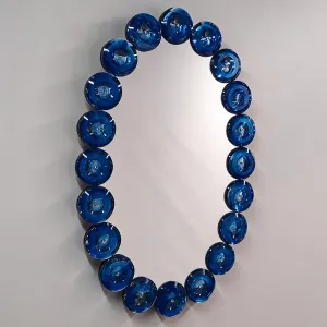Miroir Mural Ovale de Luxe Moderne avec Cadre en Verre à Disques Bleu Saphir Vue de face par Luxury Group International