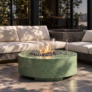 Mesa moderna para fogata exterior con protector de viento de vidrio - Mobiliario de lujo para hoteles Vista lifestyle por Luxury Group International