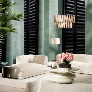 Chaise longue rembourrée moderne avec dossier incurvé et assise profonde - Mobilier d'hôtel de luxe Vue lifestyle par Luxury Group International