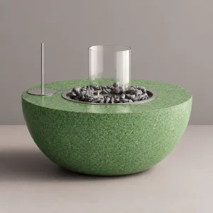Mesa de Fogata Exterior con Protector de Viento de Cristal y Quemador de Piedra - Mobiliario de Hotel de Lujo por Luxury Group International