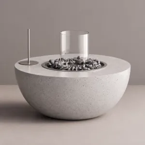 Mesa de Fogata Exterior con Protector de Viento de Cristal y Quemador de Piedra - Mobiliario de Hotel de Lujo por Luxury Group International