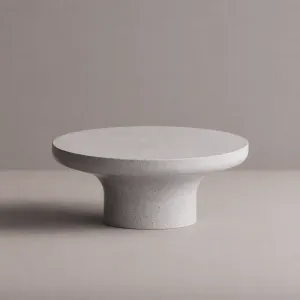 Mesa de Centro Redonda con Base Pedestal Escultural de Terrazo - Muebles de Exterior de Lujo por Luxury Group International