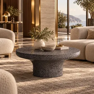 Mesa de Centro Redonda con Base Pedestal Escultural de Terrazo - Muebles de Exterior de Lujo Vista lifestyle por Luxury Group International