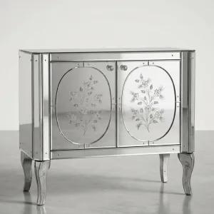 Silbernes venezianisches Luxus-Sideboard mit floral gravierten Spiegeltüren Vorderansicht von Luxury Group International