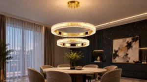 La Luce Perfetta: Come i Lampadari di Lusso Trasformano le Sale da Pranzo Formali