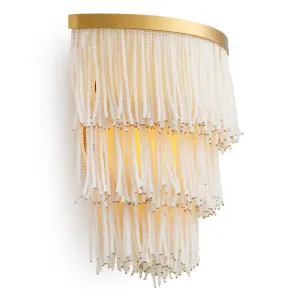 Lampada da Parete a Strati con Perline Bianche, Fili di Vetro Bianco e Cornice Dorata - Mobili di Lusso per Hotel Vista laterale di Luxury Group International