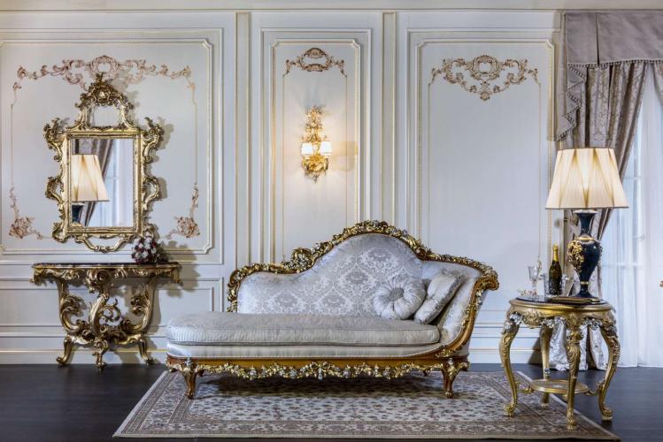 Sofas & Armchairs