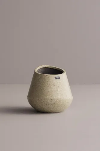 Bowls & Decorative Objects