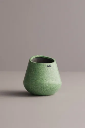 Bowls & Decorative Objects