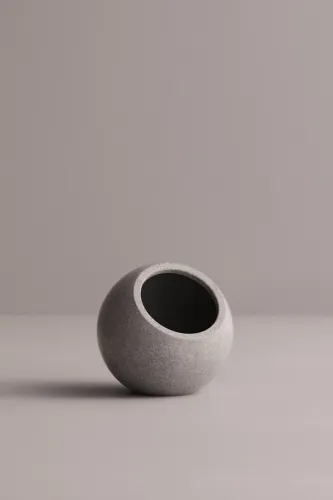 Bowls & Decorative Objects