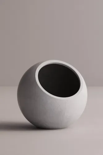 Bowls & Decorative Objects