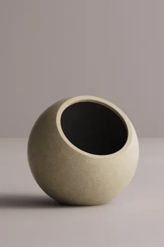 Bowls & Decorative Objects
