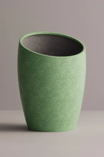Bowls & Decorative Objects