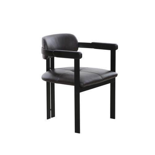 Chairs & Armchairs