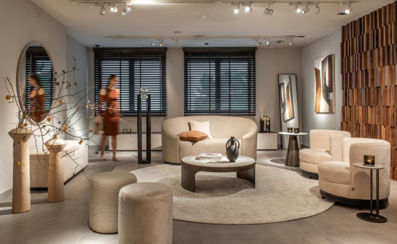 Sofas & Armchairs