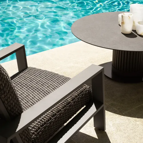 Chairs & Armchairs