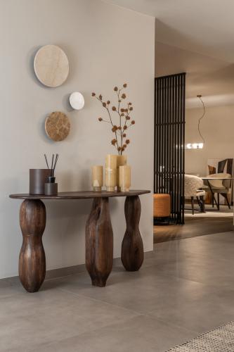 Luxury Sideboards & Consoles
