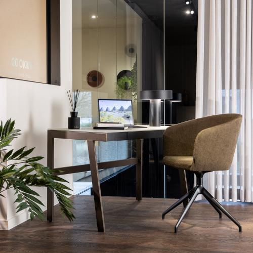 Luxury Desks