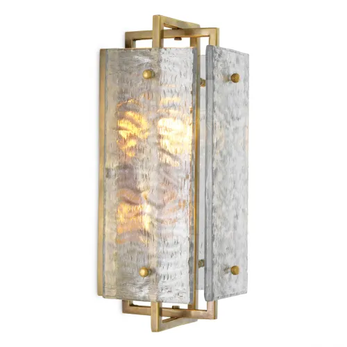 Royale Essence Wall Lamp – Timeless Brass Elegance