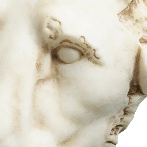 Premium Heritage Lion Sculpture – Sandstone Masterpiece by Luxury Group International