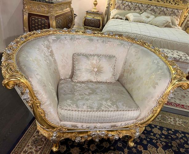 Royal Empire Armchair – Hand-Carved Gold & Silver Leaf Luxury Chair