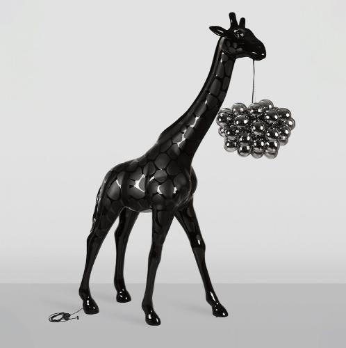 Large Black Giraffe Lamp – 230cm Artistic Sculpture