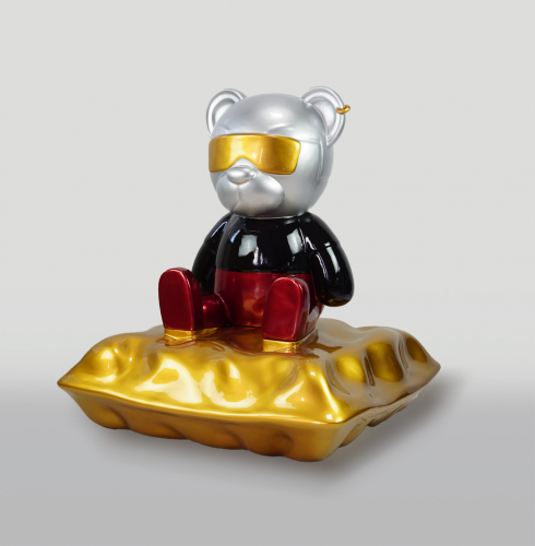 Luxury Teddy Bear Sculpture – Sitting on Cushion (100 cm)