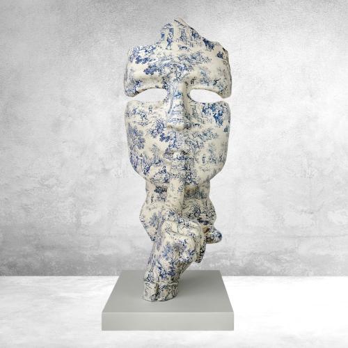 Luxury Large Porcelain Motif Mask Sculpture on Base – 180 cm