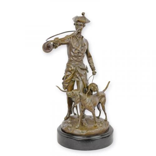 Luxury Bronze “Piquer au Relais” Sculpture by Luxury Group International