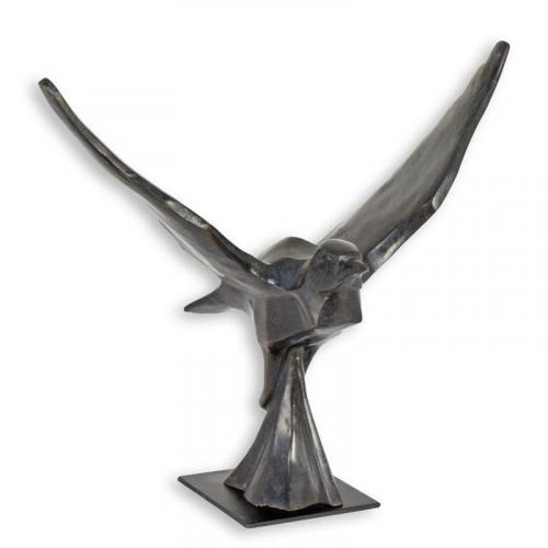 Luxury Bronze Flying Pigeon Sculpture