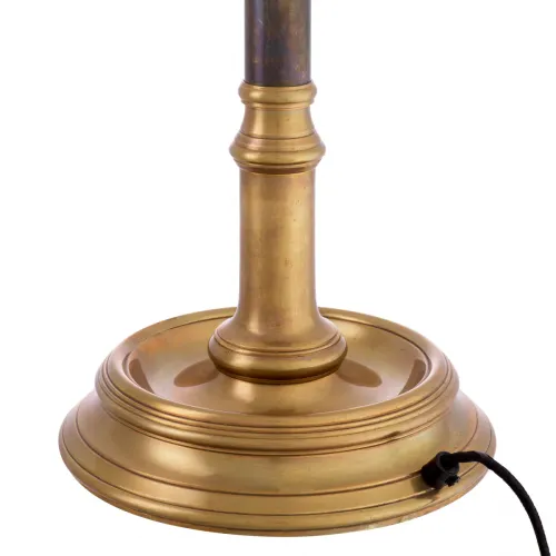Lampadaire de luxe vintage à finition en laiton avec câblage français par Luxury Group International