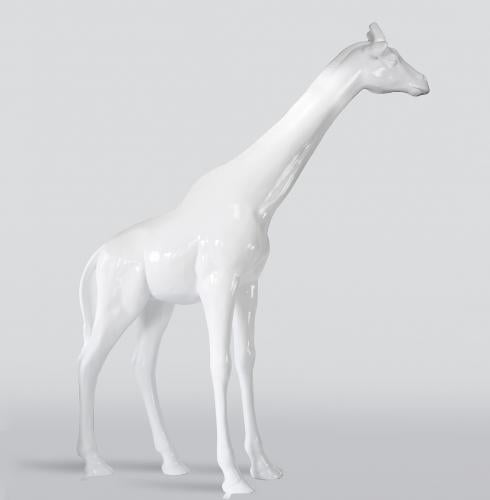 Luxuriöse Giraffe in Lebensgröße aus Fiberglas - 320cm