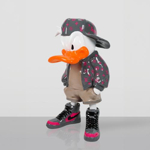 Luxus Fiberglas Bad Boy Duck Street-Style Figuren-Skulptur von Luxury Group International